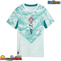 Camisa de Futebol Portugal Goncalo Ramos #9 Equipamento Secundário Mulheres Mundo 2026 Manga Curta